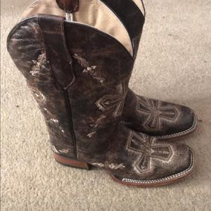Women’s boots